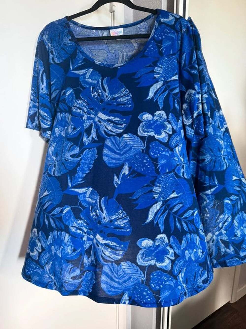 LuLaRoe Perfect Tee top | 3XL | Very Good Condition